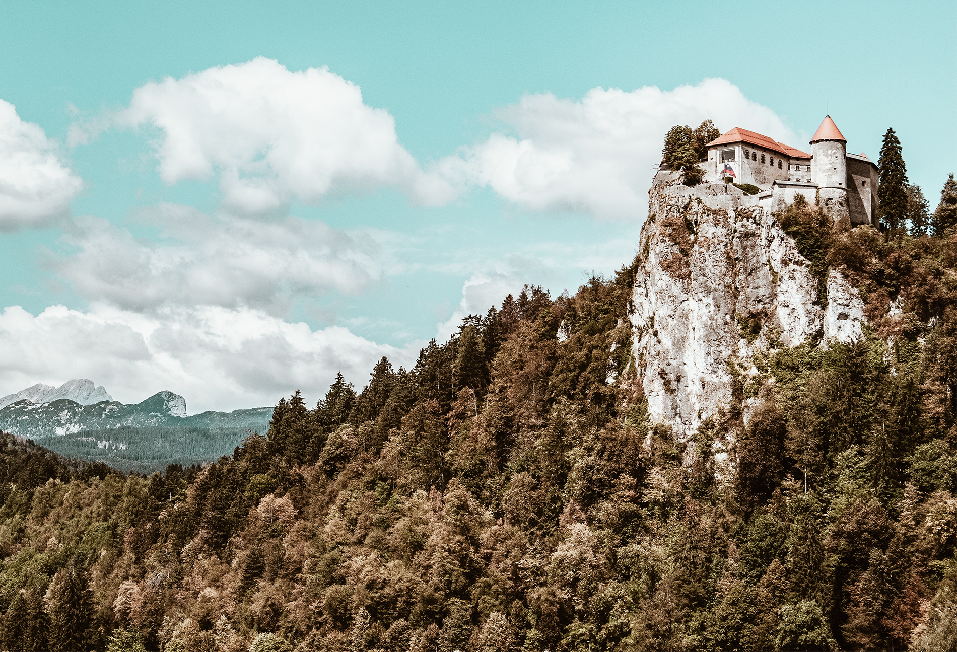 Spring ins kühle Nass: Die Top-Reiseziele mit Europas schönsten Seen