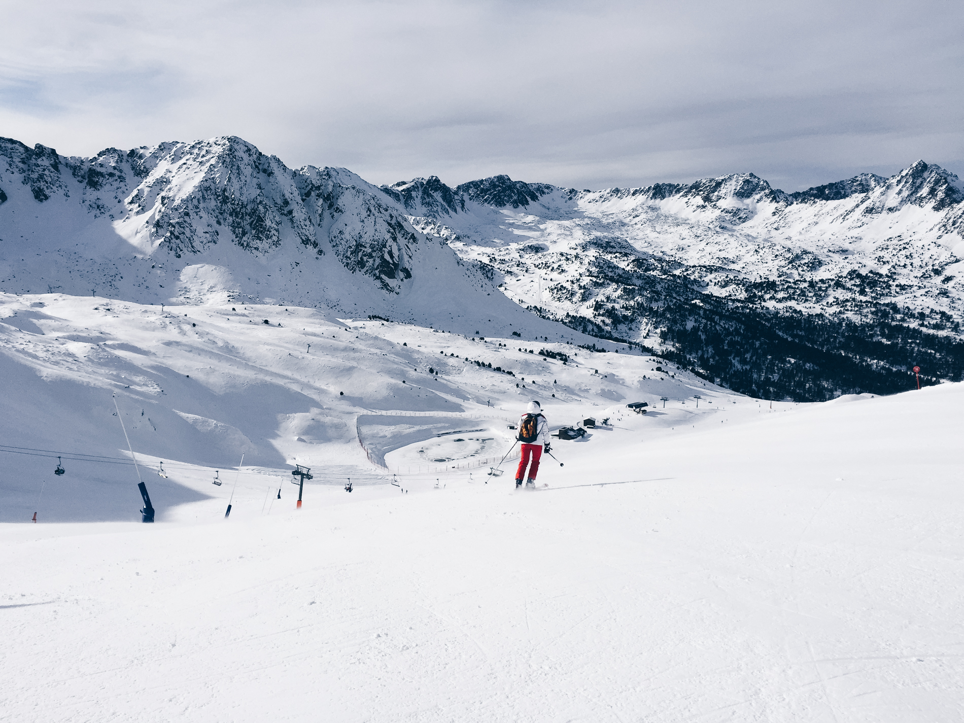 Ab auf die Piste: Gute, günstige Skigebiete in Europa und den USA