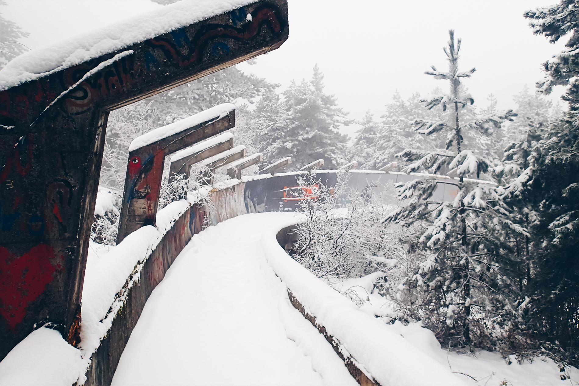 Die Olympischen Winterspiele 2022 bei ehemaligen Olympia-Gastgebern